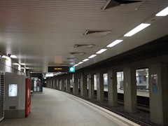 Ungewhnlich leer, der Bahnsteig der A-Strecke an der Hauptwache