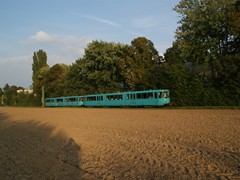 Seit 1978 die Stadtbahn Zentralwerkstatt nach Rdelheim verlegt wurde, ist sie ber die Betriebsstrecke, die durch die Praunheimer Felder fhrt erreichbar.