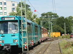 Ein Zug Richtung Heerstraße