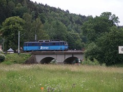 Mehrsystem BR 372 010-9 CZ bei Bad-Schndau. Baugleich mit der BR 230 / seit 1992 BR 180 der DB.