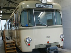 Das einzig verbliebene Exemplar des U1 Wagens im Verkehrsmuseum der VGF