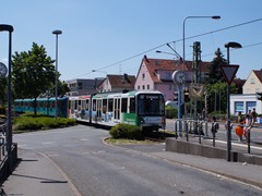 Einfahrt in die Station Enkheim