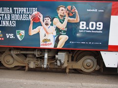 Die Tatra Drehgestelle haben keinen Schallschutz