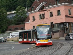 ...die letzte Kurve hinab.