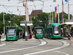 Dies wird eineem Umsteigeknoten gerecht.