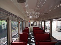 Bitte einsteigen und Platz nehmen