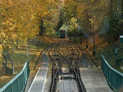 Eine sog. Abtsche Ausweiche, da Weichen ohne Zungen nach Carl Roman Abt zum Einsatz kommen
