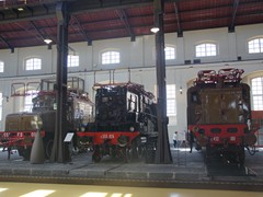 Drei alte elektrische Ladies