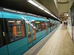 Selten, einVierling bestehend aus U-5 50 U-5 25 U-5 25 auf der Linie U6