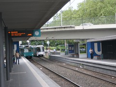 Alt (U2) und Neu (U5) begegnen sich in Heddernheim.