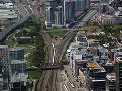 Vom CN Tower der Blick Richtung Westen auf die Bahnanlagen