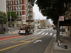 Die Powell Street Richtung Market hinauf