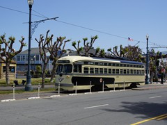 1056, ehm. in Philadelphia unterwegs. Lackierung Kansas City