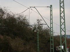 Der Endmast steht noch