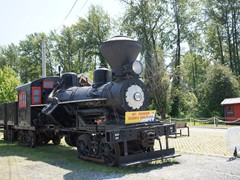 Eine Getriebelokomotive vom Typ 3-truck "West Coast Special" Heisler tender engine 