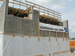 Sachsen bauten diese Brücke.