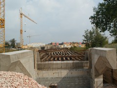 Vom westlichen Brückenportal Blick Richtung Riedberg