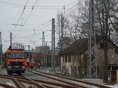 Fahrdraht will gespannt sein