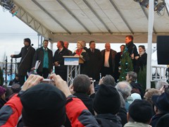 Die OB hält eine Rede