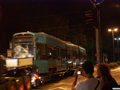 Rückwärts von der Stzw. die Heerstraße entlang zur Kreuzung mit der Ludwig-Landmann Str....
