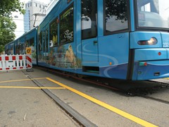 Details einer Überfahrt der Weiche mit S-Wagen 232