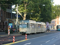 Nun kommt er langsam...