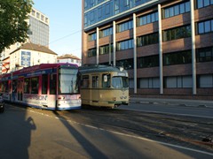 ....denn schon kommt der nächste planmäßige Zug.