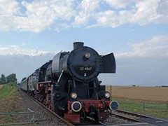 Talfahrt Richtung Frankfurt Rödelheim historisch betrachtet.