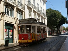 Abstieg von derCatedral de Lisboa Richtung Unterstadt