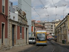 Die Linie 15 E folgt dem Lauf des Tejos