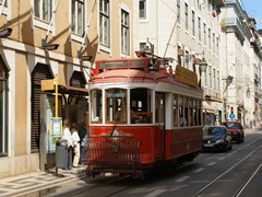 Zurück in die Unterstadt in die R. da Concaicao