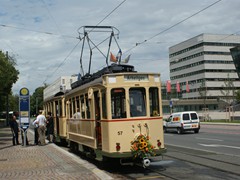Die historischen Züge wendeten am Schloß