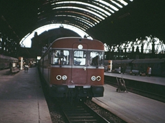 VT 624 im Hauptbahnhof Frankfurt am Main 197x