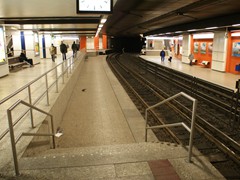 ....und Dreischienengleise um auch Meterspurige Museumsbahnen einsetzen zu können