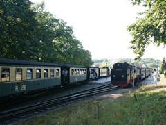 Dort wartet schon der Zug Richtung Göhren...
