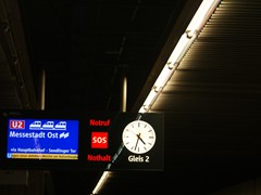 Im Untergrund wird man durch moderne DFI empfangen