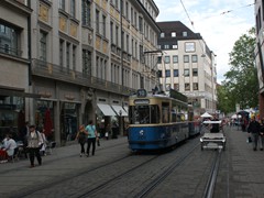 M 2412 als Museumsrundkurs