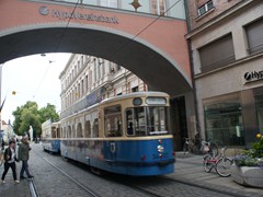 M 2412 als Museumsrundkurs