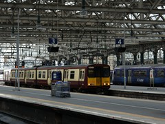 Ein Class 414 der Argyle Line in Glasgow