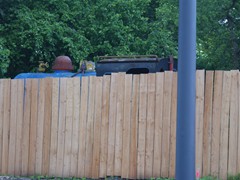 Schienenfahrzeuge gibt es in der Stresemannalle bereits seit einiger Zeit. Aber nur als Spielgerät auf dem Abenteuerspielplatz.