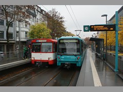 Die Station Deutsche National Bibliothek mit U2 und U5 Wagen