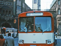 Nachdem der U-1 Wagen ausgiebig getetste war, wurde daraus der U-2 Wagen. Er war fast 60 Jahre das Rückrad der Stadtbahn. Hier U2 Wagen 303 fabrikneu zum Tag der offenen Tür ausgestellt