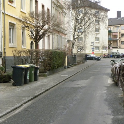 Fichardstraße Blick nach Osten mit Vorgärten