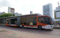 Metro Busse in Cartagena Kolumbien und Südamerika