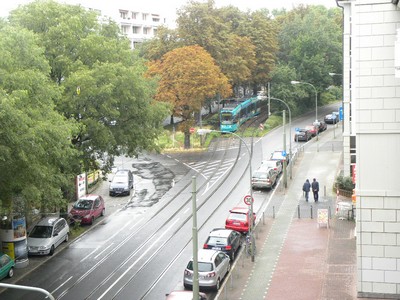 Fotos zeigen die heutigen Situation an dieser Stelle. in der Wittelsbacher Allee
